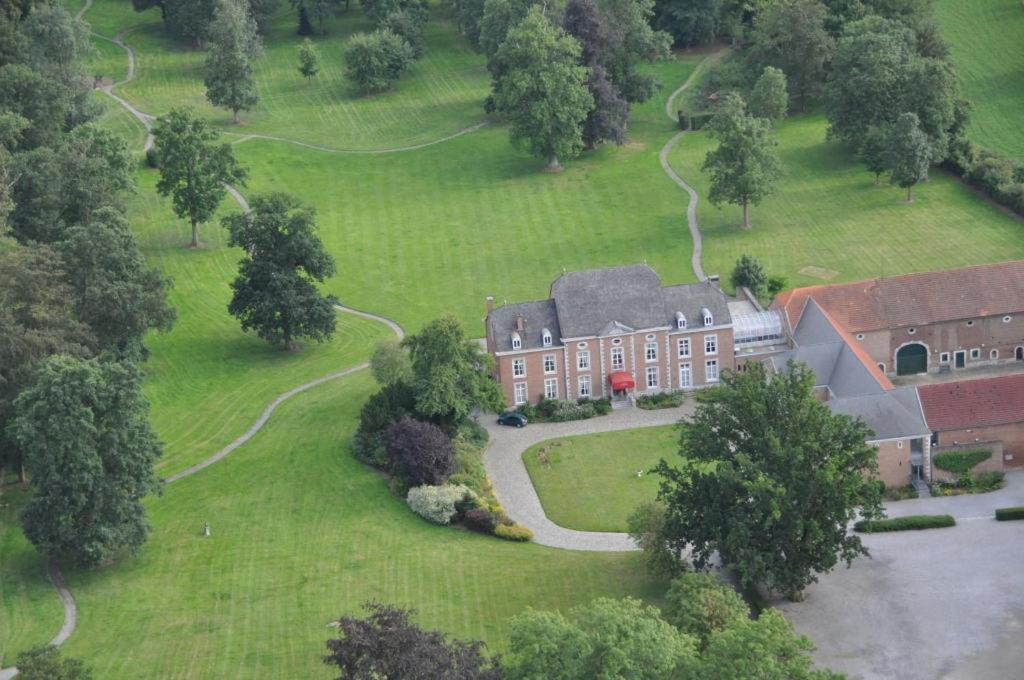 Chateau De Limont Donceel Exterior photo