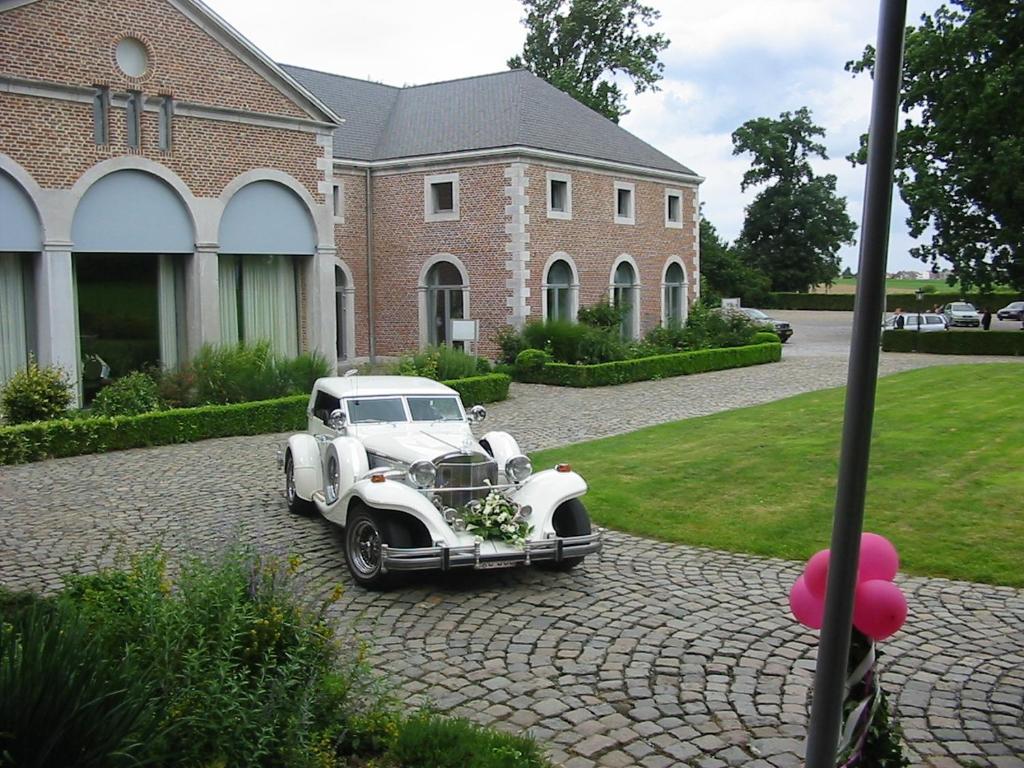 Chateau De Limont Donceel Exterior photo
